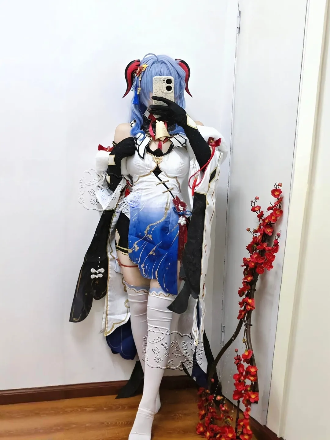 【甘雨cos】原神里的璃月秘书，白丝与渐变色裙摆的日常记录 - 第 1 张
