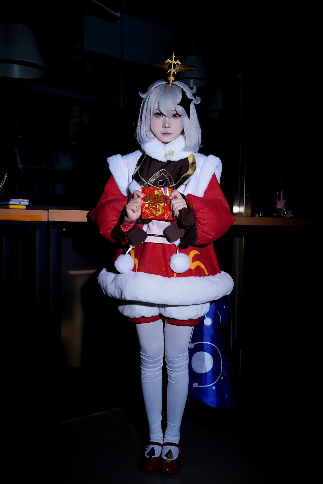 【派蒙cos】原神新年的红色精灵来送祝福啦 - 第 4 张