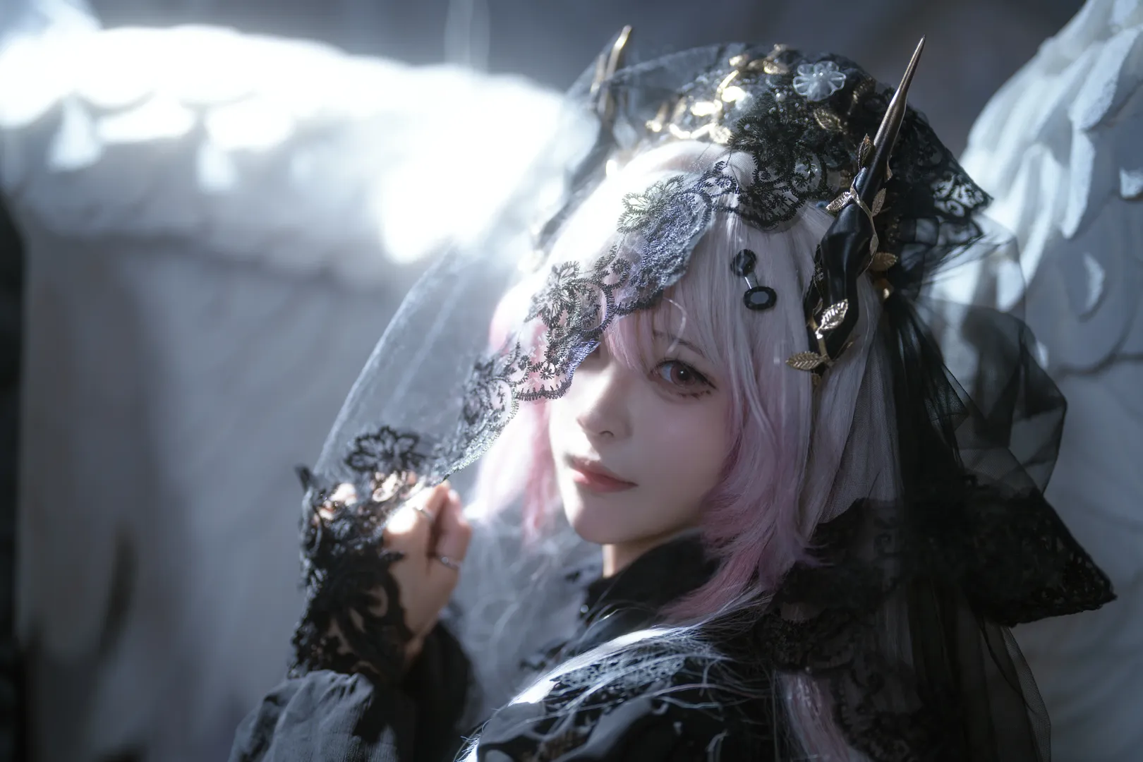 【特蕾西婭cos】明日方舟魔王追悼的哥特風呈現 - 第 1 張