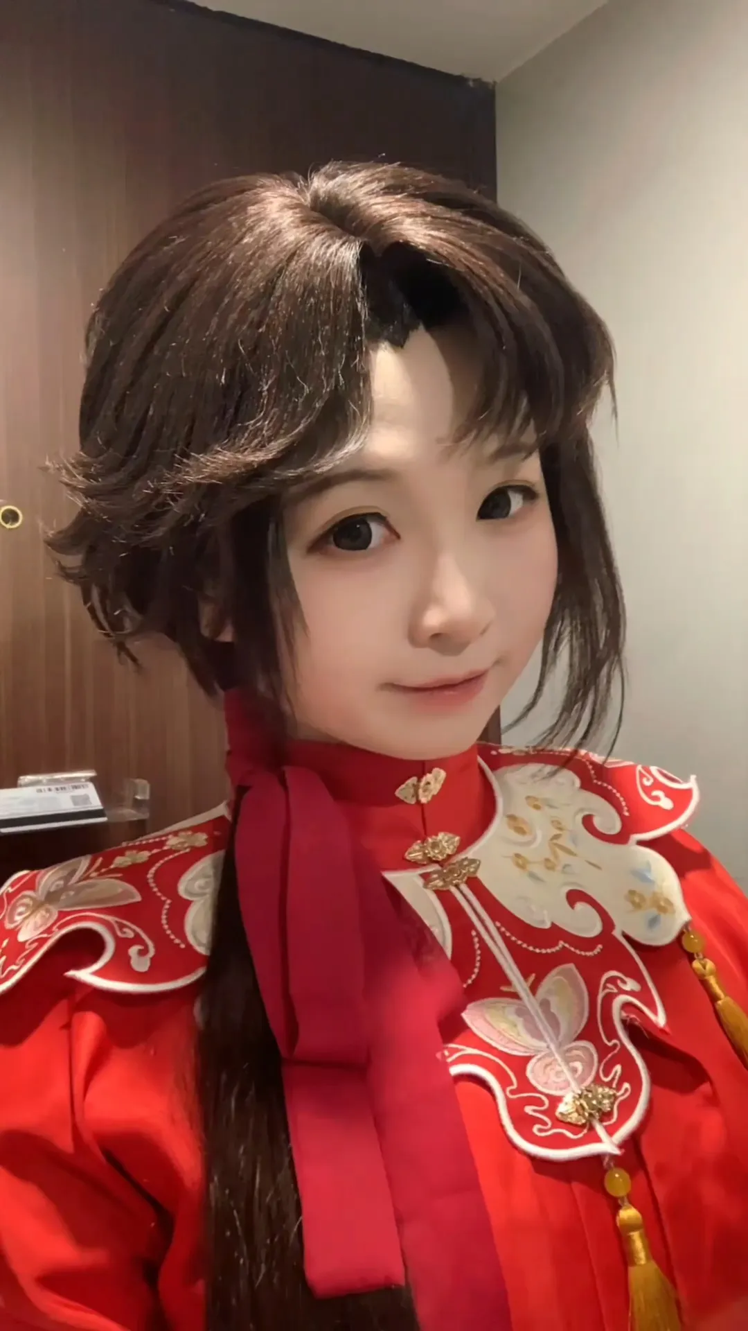 【解雨臣cos】盗墓笔记里的幼年小花，红袍加身