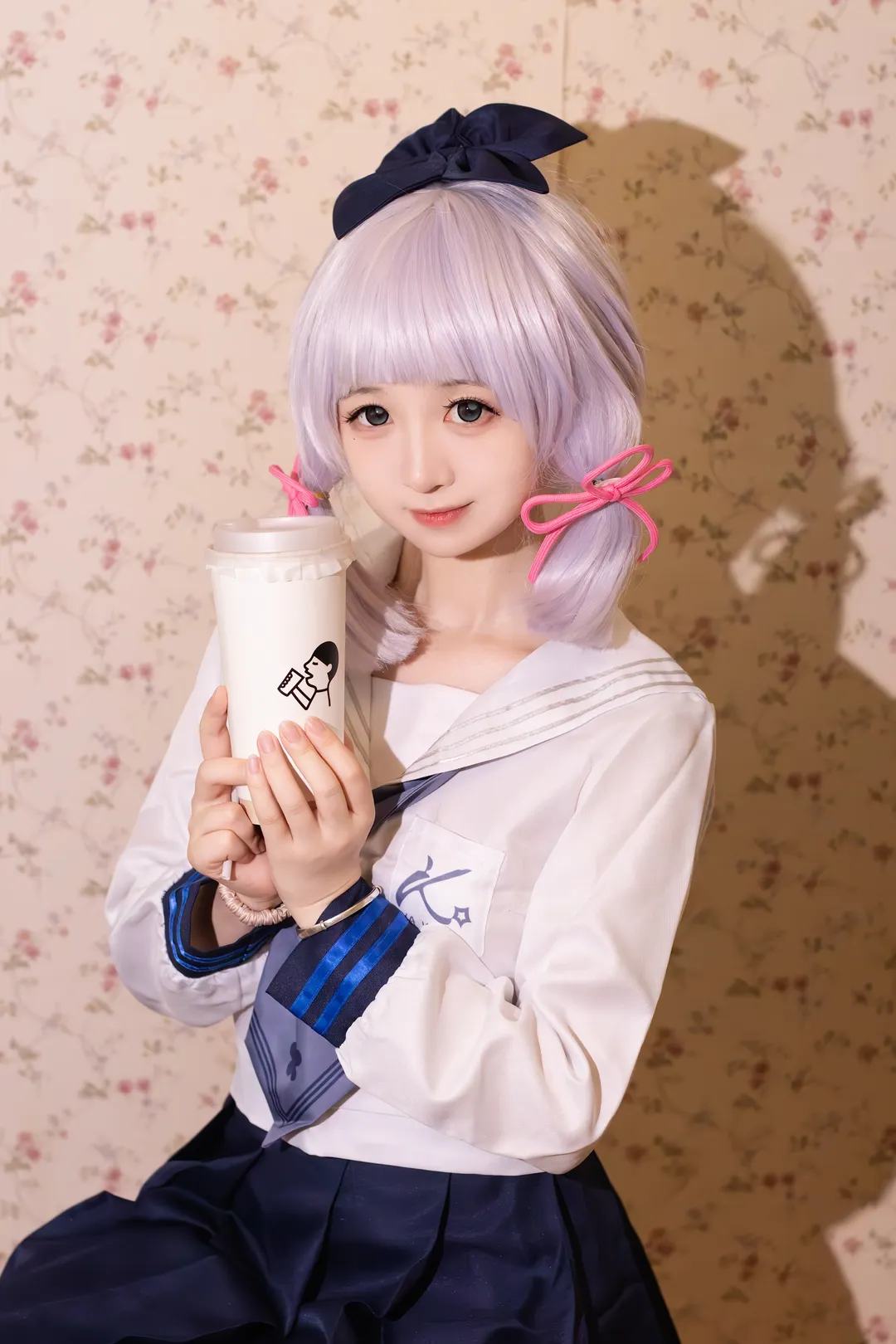 【神里绫华cos】一起喝奶茶，看看社奉行大小姐的日常水手服 - 第 1 张