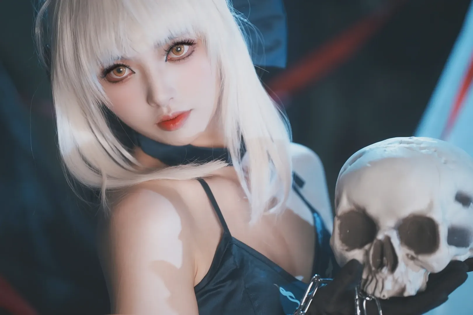 【阿尔托莉雅cos】Fate里的暗黑美学，这次终于拍出理想效果了 - 第 3 张