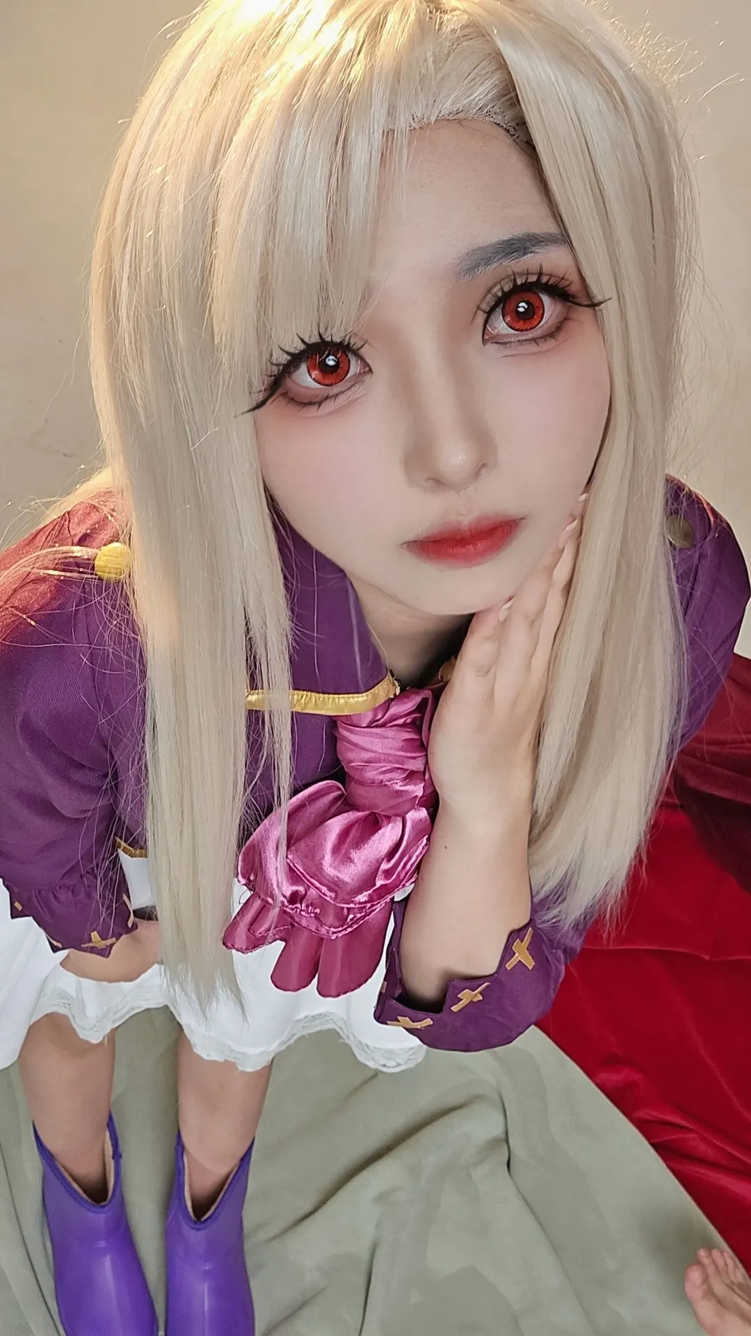 【伊莉雅cos】重现Fate中经典的俯拍视角 - 第 1 张