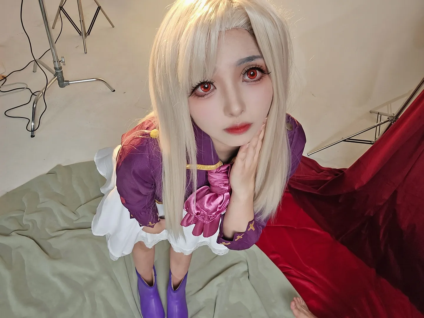 【伊莉雅cos】重现Fate中经典的俯拍视角 - 第 2 张