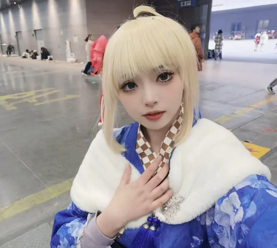 【阿尔托莉雅cos】Fate/Grand Order吾王漫展与车内随拍记录