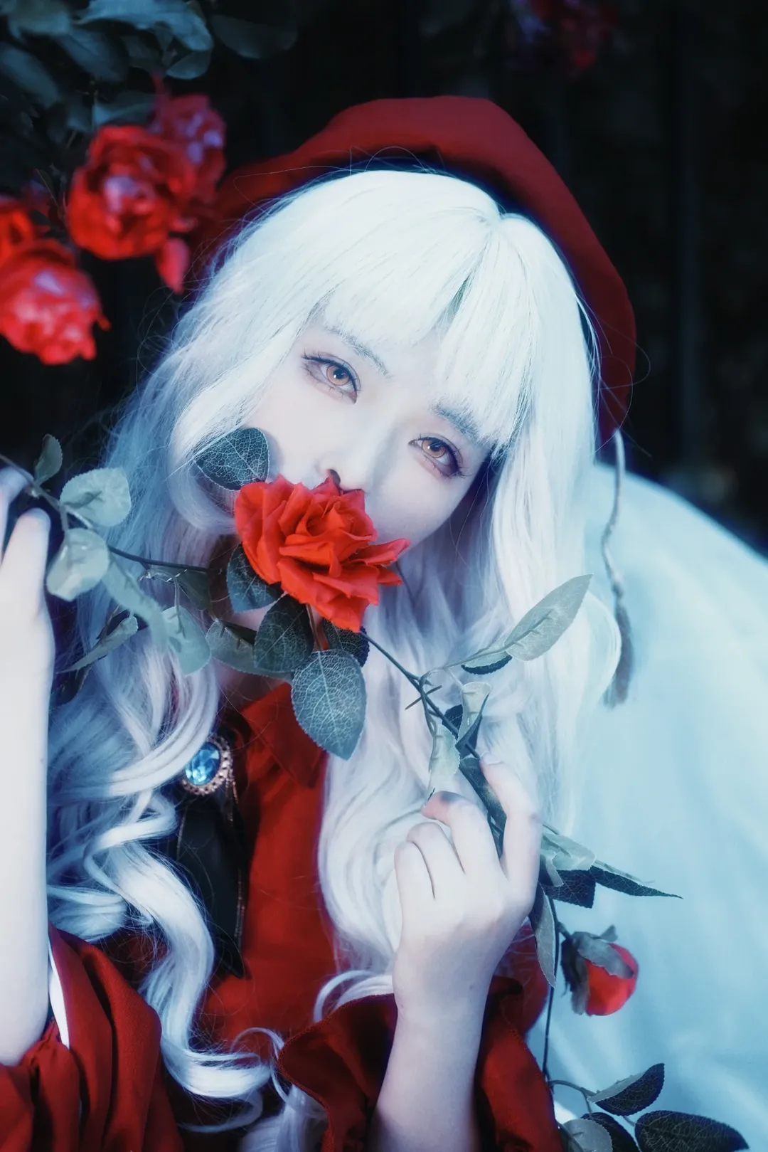 【卡莲cos】荆棘玫瑰中的暗夜魔女 - 第 6 张