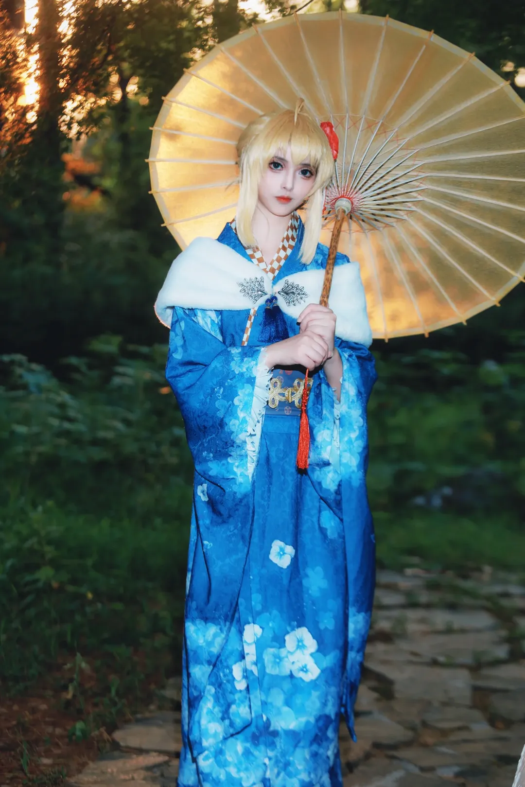 【阿尔托莉雅cos】黄昏逆光下那抹静谧的蓝，来自Fate/Grand Order的片场记录