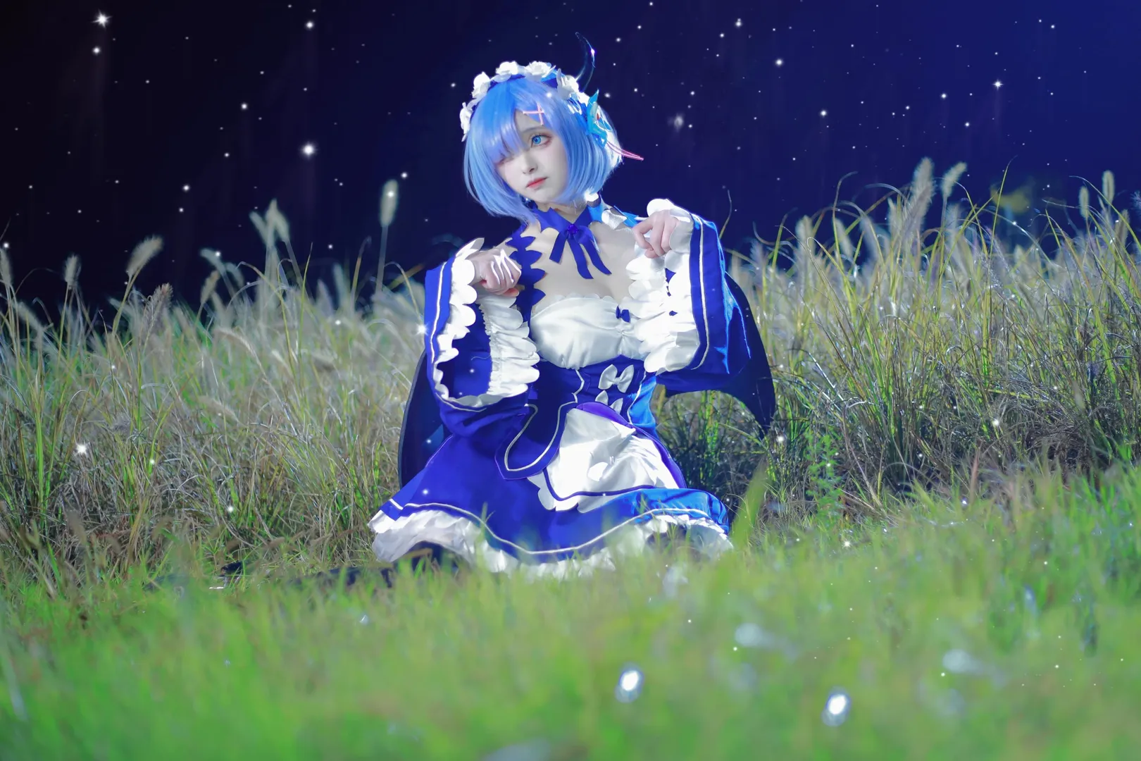 【蕾姆cos】小恶魔主题的夜色草丛之旅 - 第 1 张