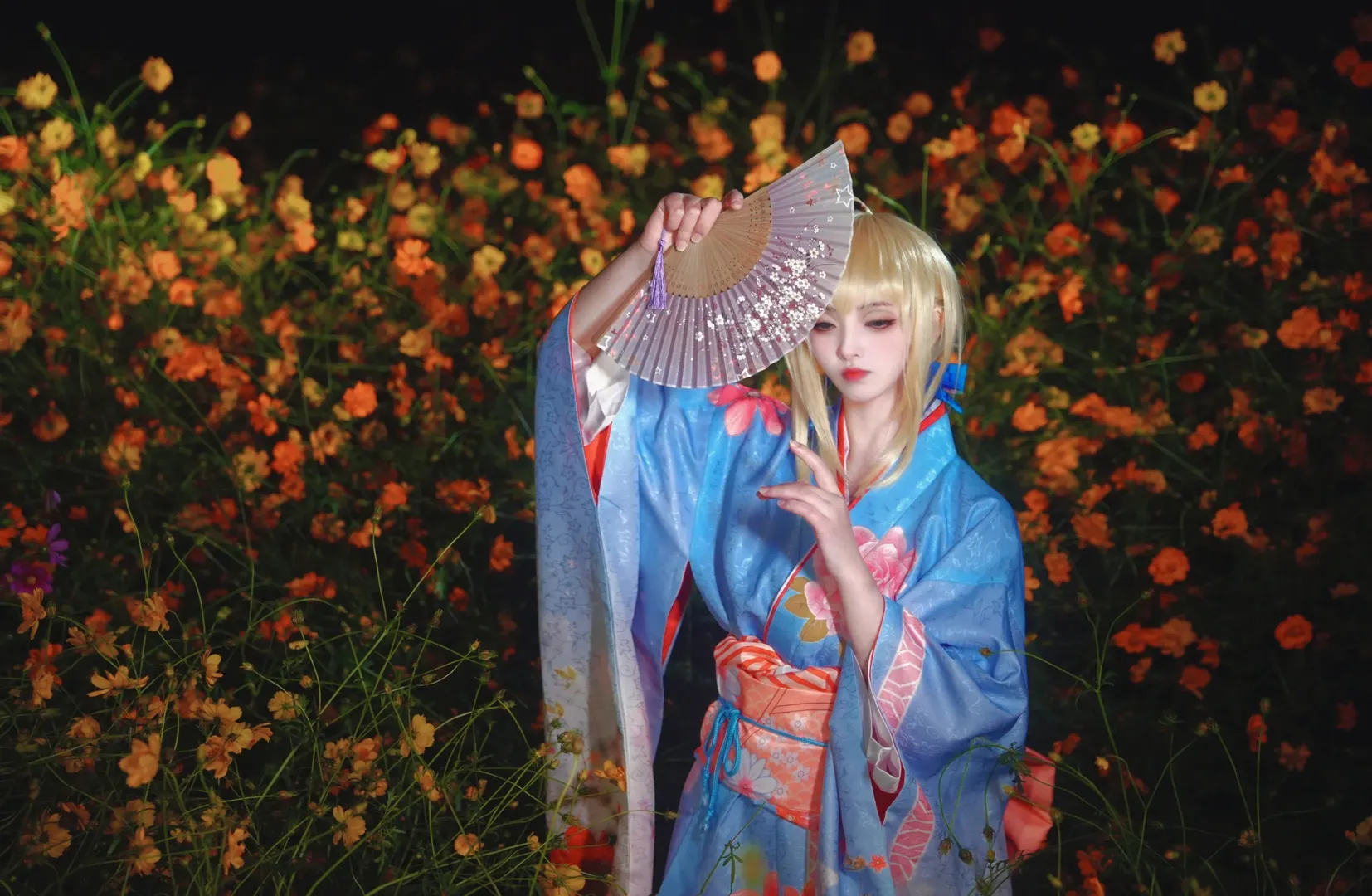 【阿尔托莉雅cos】深夜花海中的誓约之剑 - 第 3 张
