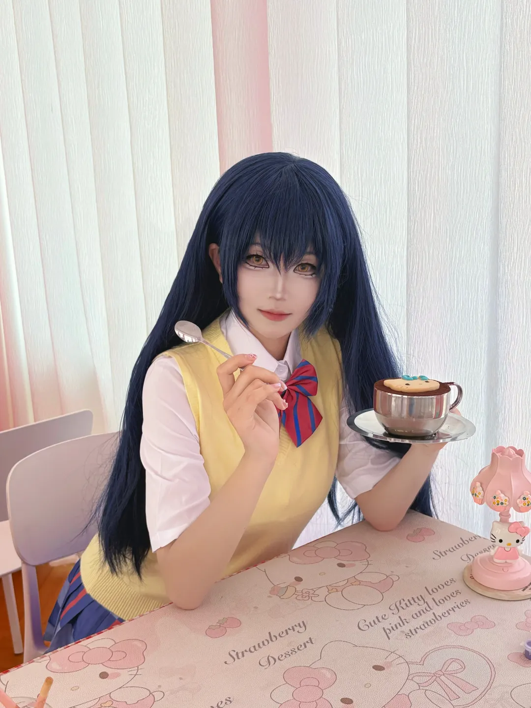 【海未cos】Love Live! 蓝发少女的清纯校服与丝袜展示 - 第 1 张