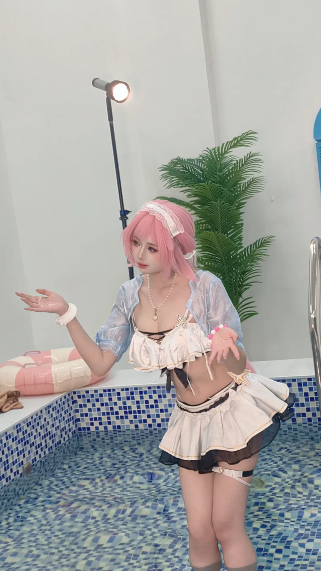 【爱莉希雅cos】崩坏3粉色妖精的夏日泳装 - 第 2 张