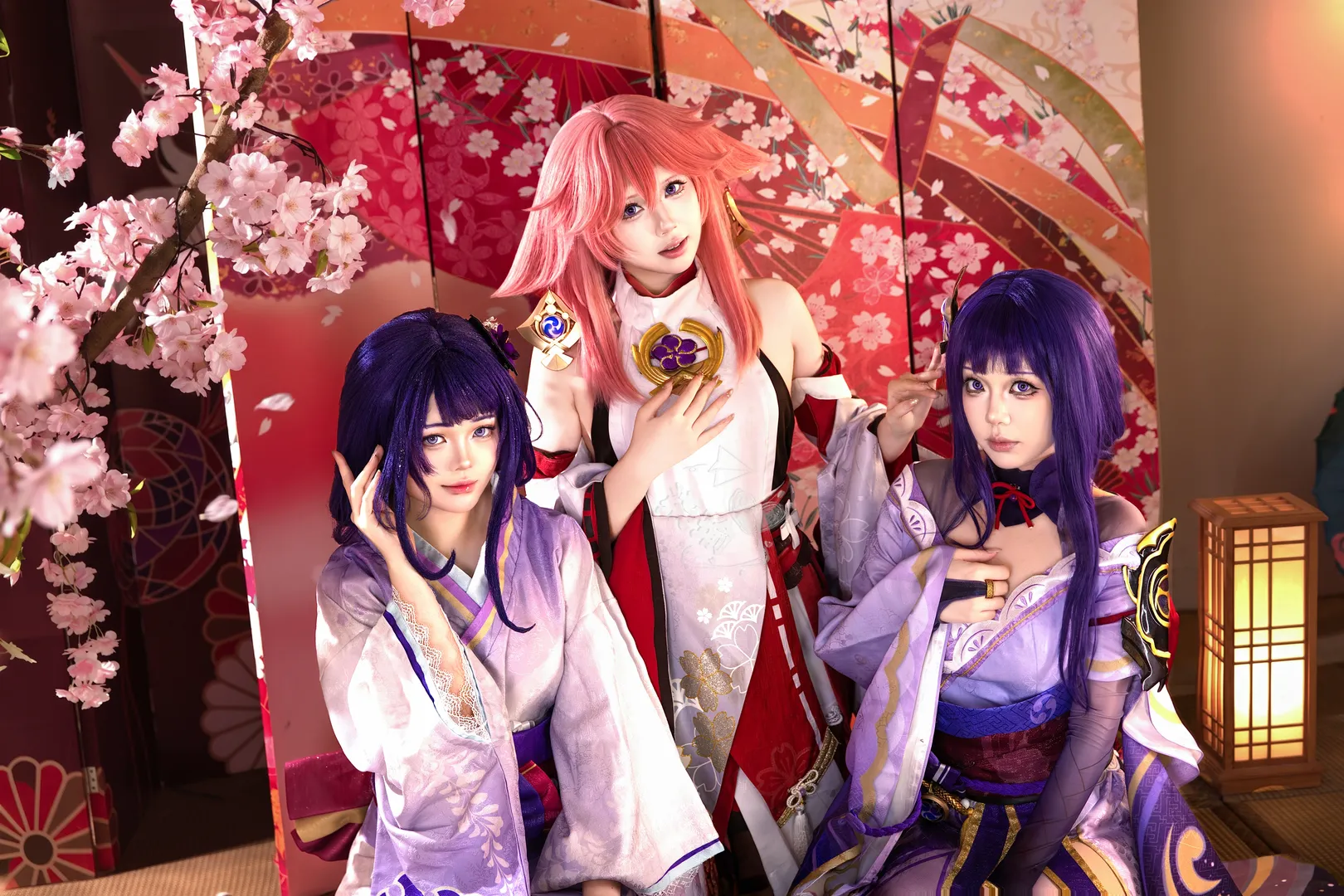 【八重神子cos】稻妻的樱花与雷光，一个慵懒而美好的午后
