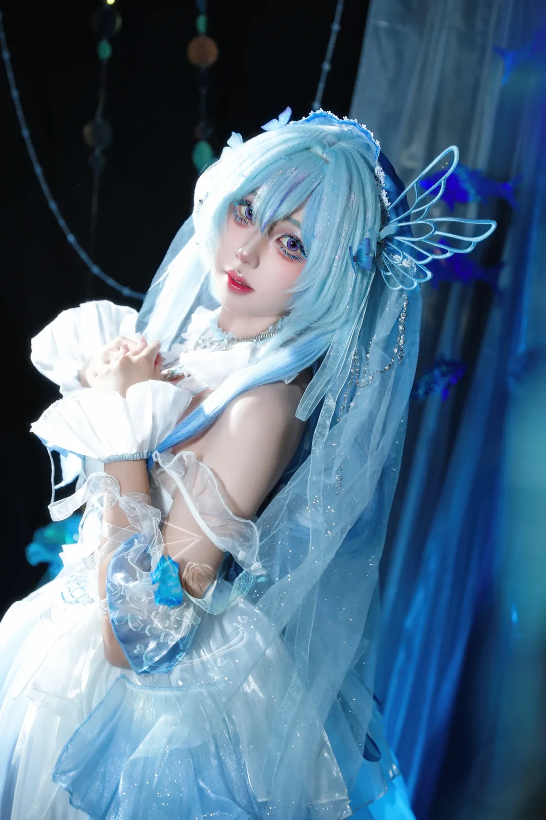 【守岸人cos】潮汐之畔的守望者，荧蓝轻纱下的温柔 - 第 2 张