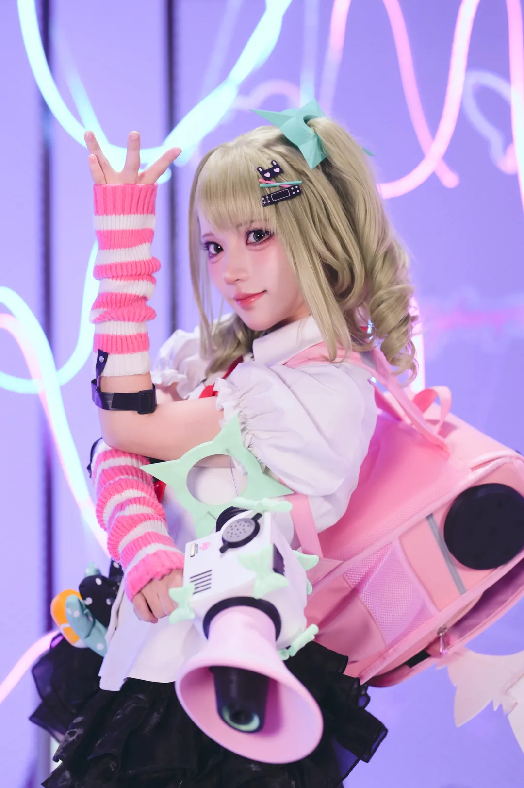 【千夏 コスプレ】ゼンレスゾーンゼロ 妄想エンジェルの被害者担当、今日のとびきりキュートな小悪魔 - 6 枚目