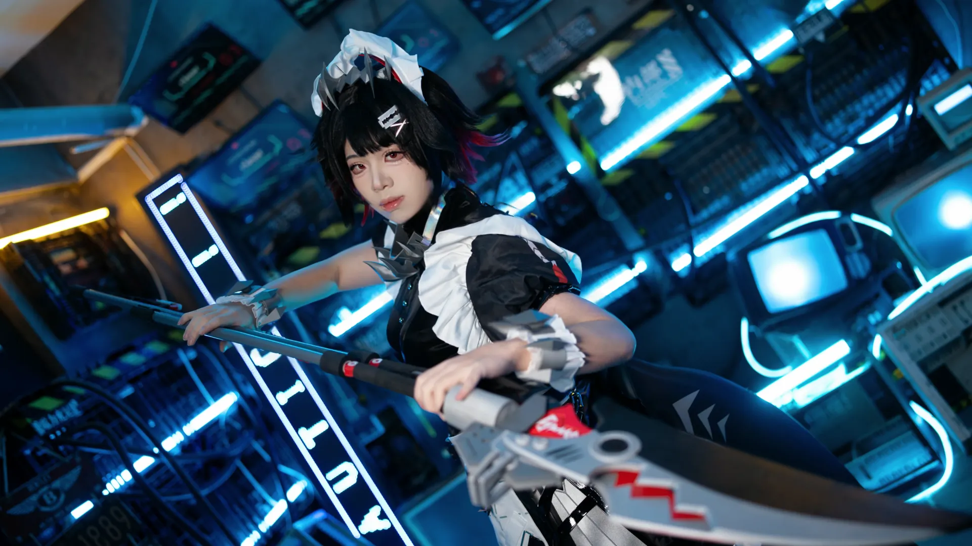 [Ellen Joe cosplay] The Fiercest Head Maid in Zenless Zone Zero: Where Scythe and Desserts Coexist - Image 9