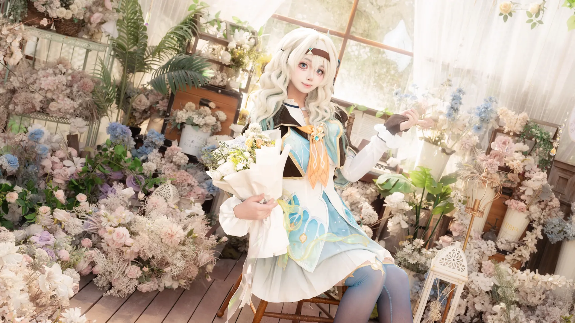 【流萤cos】花房里的柔和光影与静谧时光