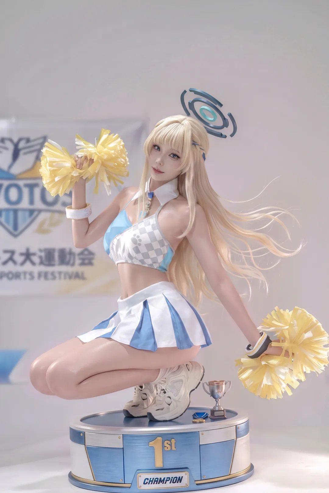 【飞鸟马时cos】体育祭的领奖台，挥动花球的瞬间