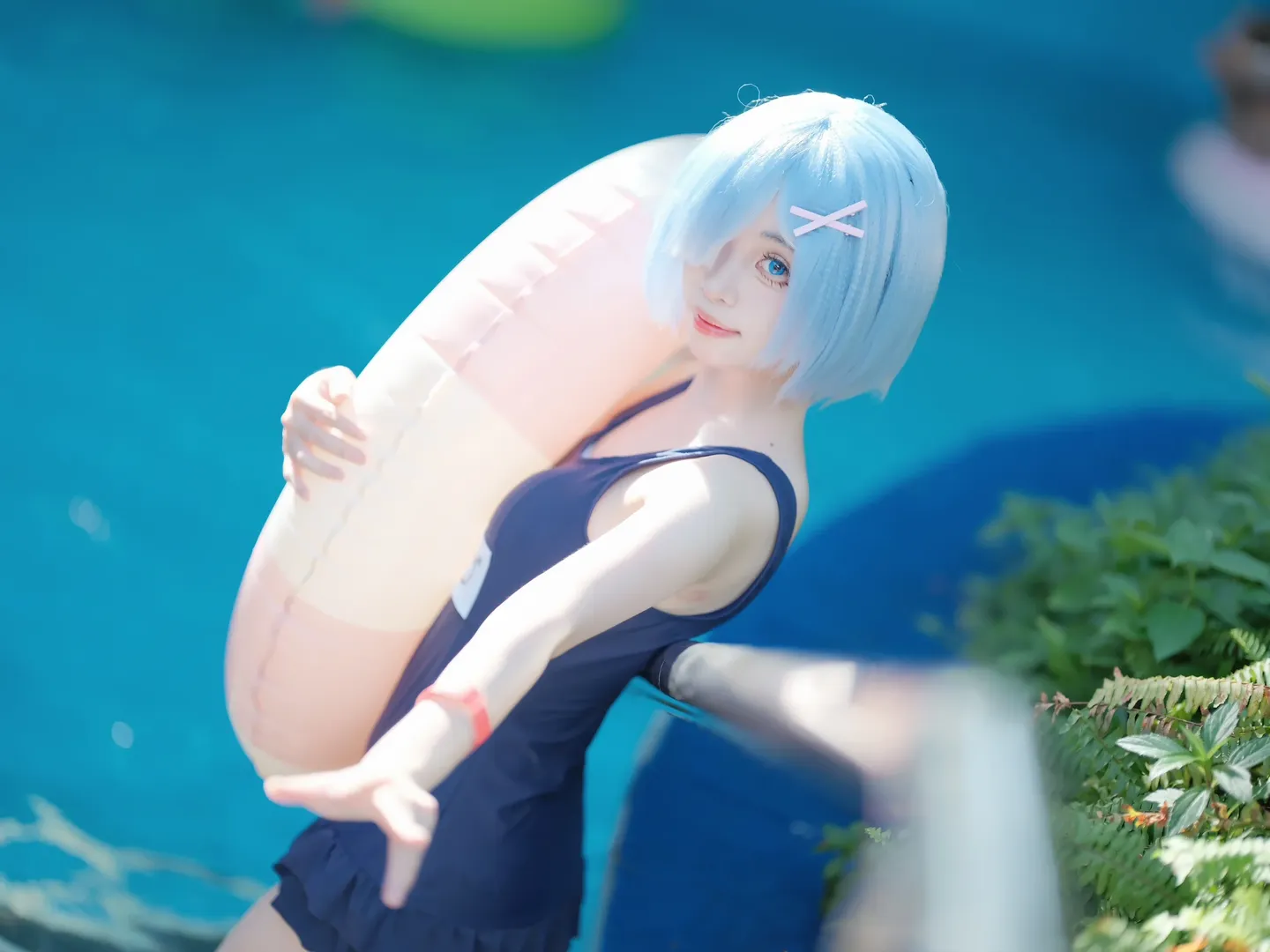 【蕾姆cos】从零开始的异世界生活，女仆的泳池夏日清凉随拍 - 第 2 张