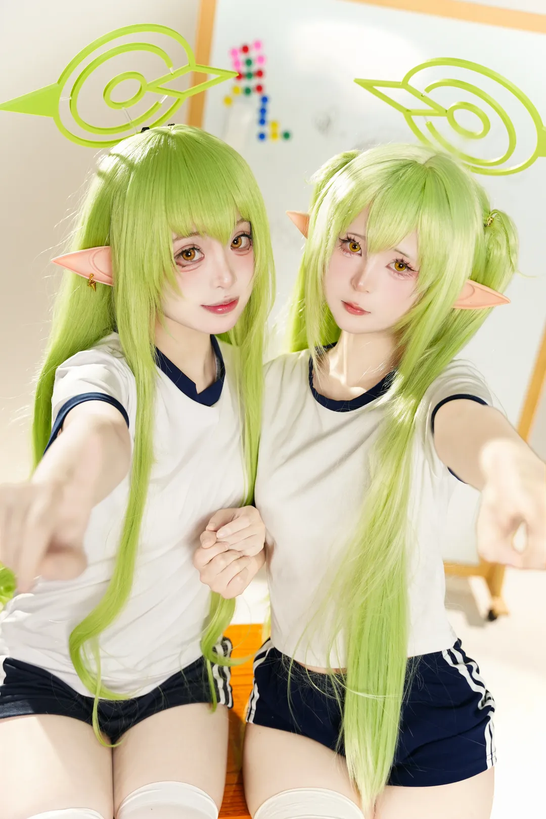 【橘望cos】蔚蓝档案铁道双子雌小鬼的课堂日常 - 第 3 张
