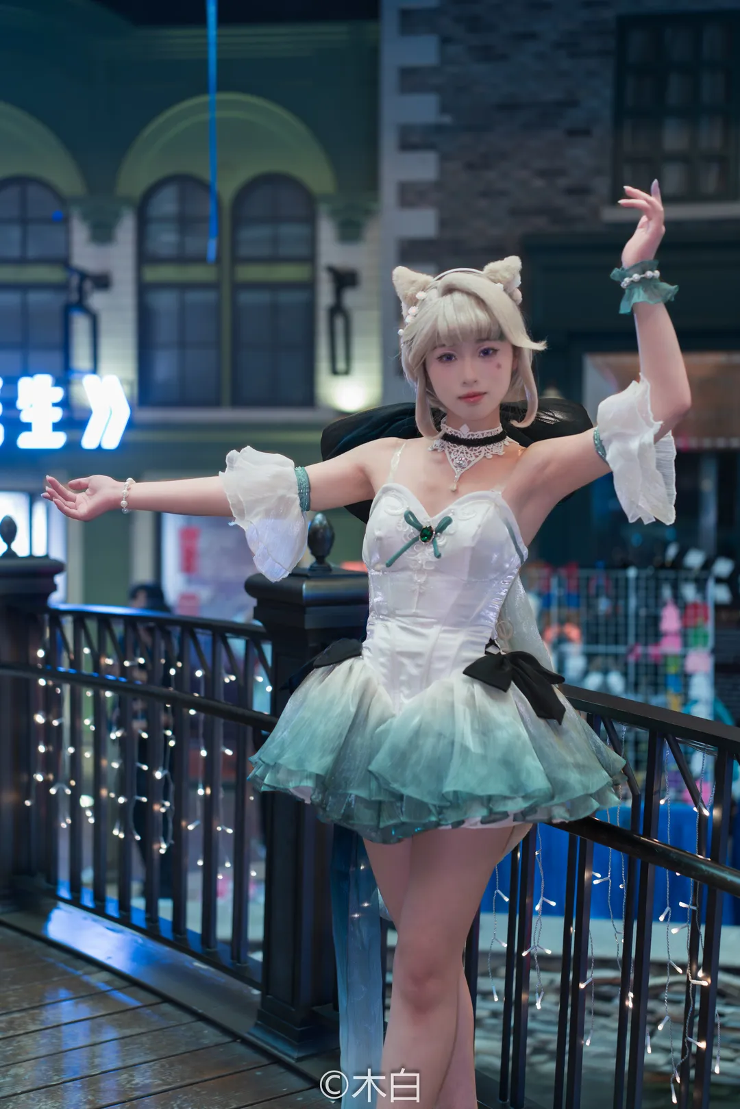 【琳妮特cos】铃兰圆舞曲，夜色中轻盈的猫步