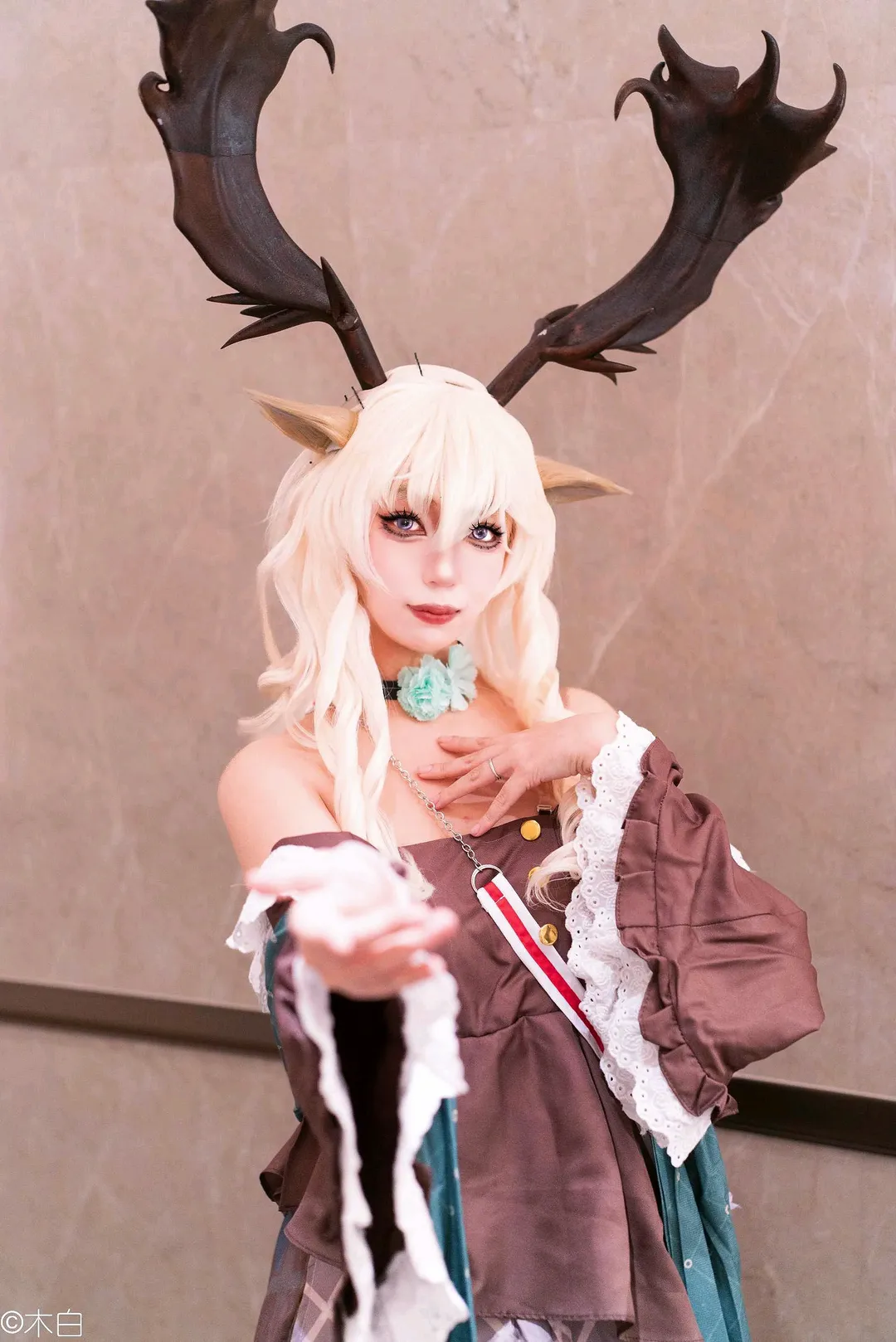 [Viviana cosplay] Arknights convention photos under the candlelight - Image 2