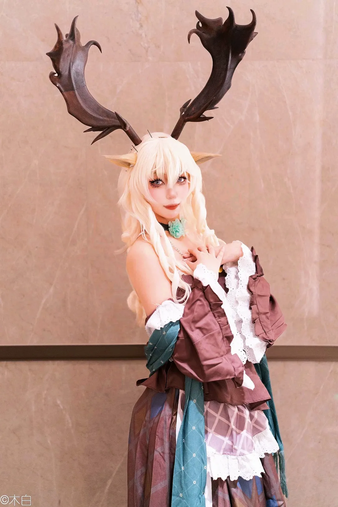 [Viviana cosplay] Arknights convention photos under the candlelight - Image 3