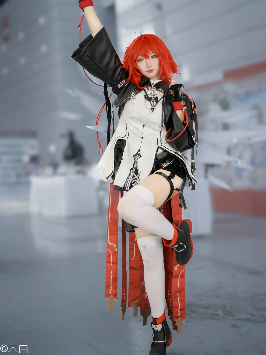 【新约能天使cos】明日方舟红发战术少女的漫展返图 - 第 3 张