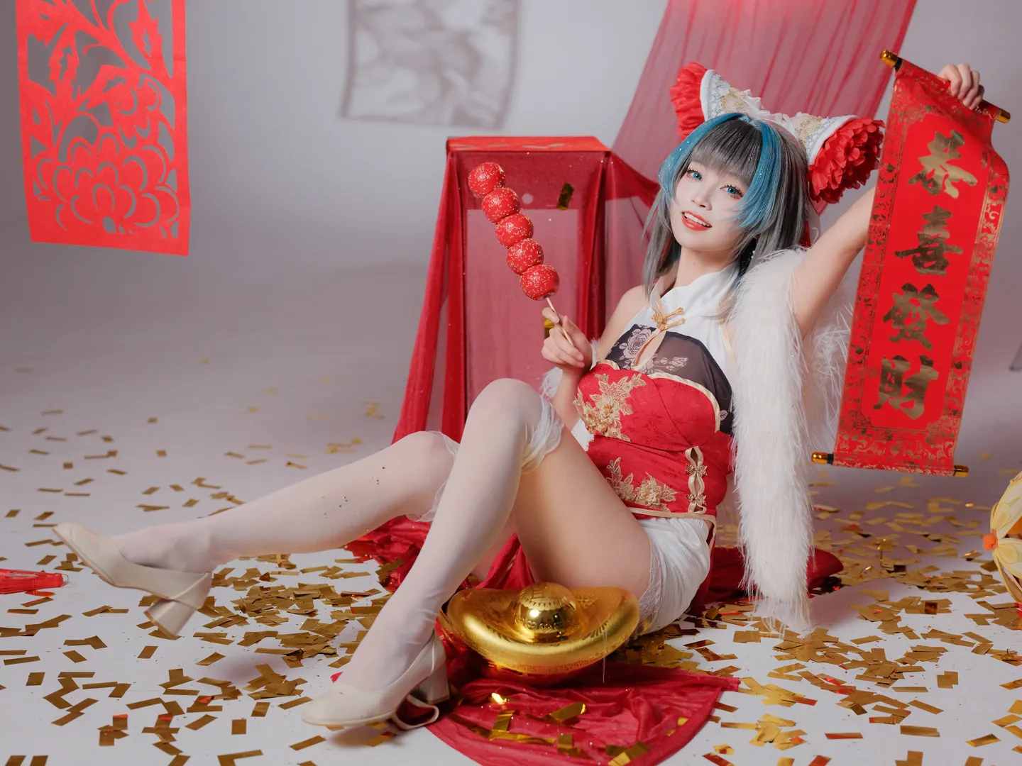 [Cheshire Cosplay] Azur Lane's Kitty Is Here to Send New Year Greetings - Image 2
