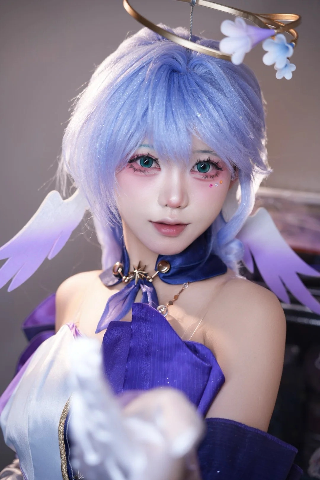 【知更鸟cos】崩坏星穹铁道的小鸟造型，头包脸的神仙假发