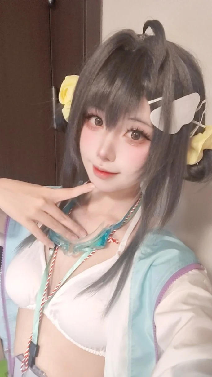 【羽毛筆cos】明日方舟夏日泳裝造型分享 - 第 2 張