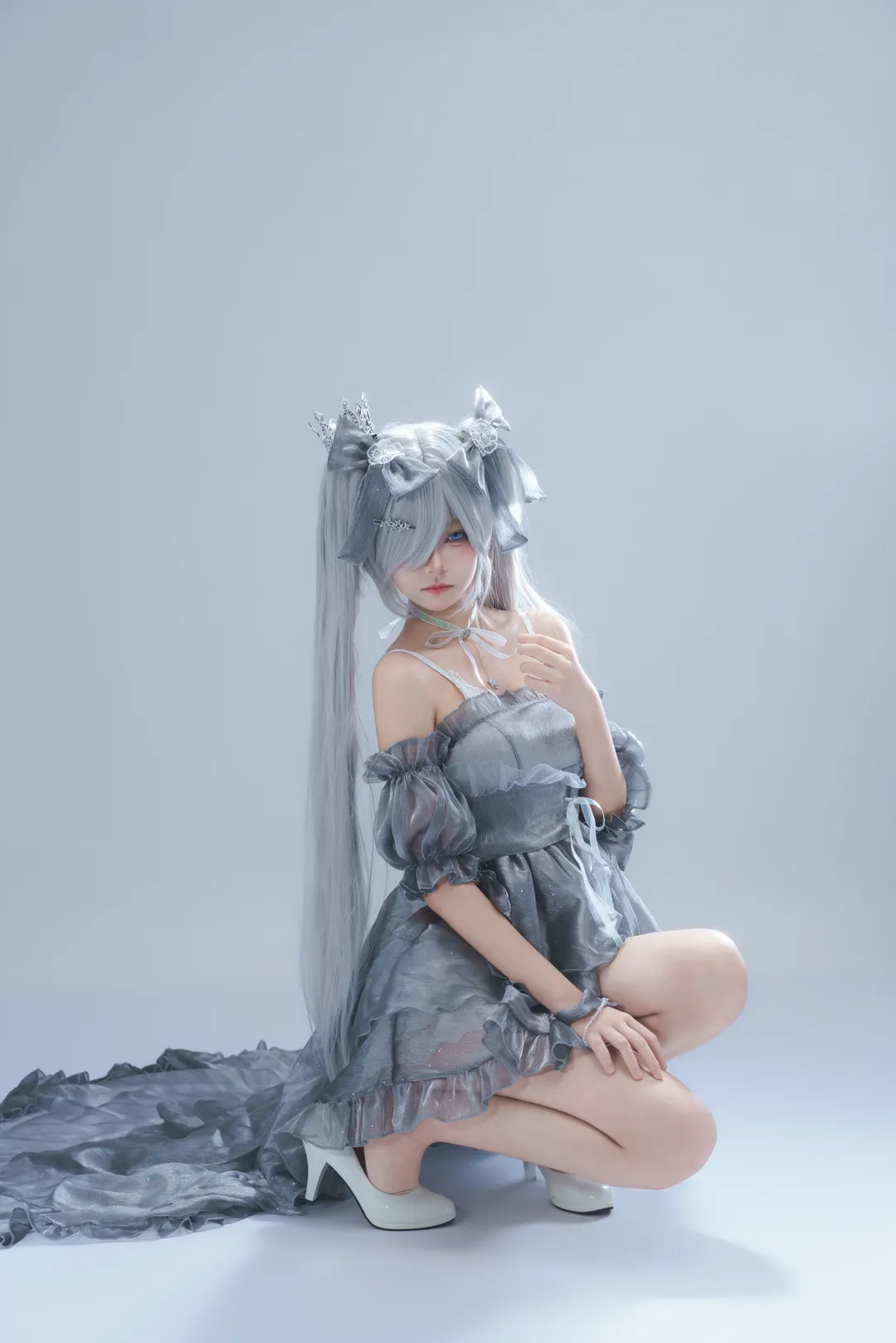 【灰姑娘cos】胜利女神里那抹轻盈的银灰 - 第 2 张