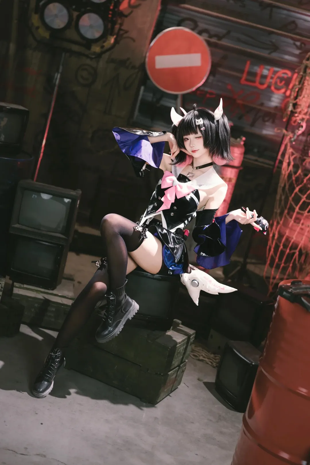 【南宫羽cos】绝区零妄想天使的赛博废土时刻 - 第 2 张