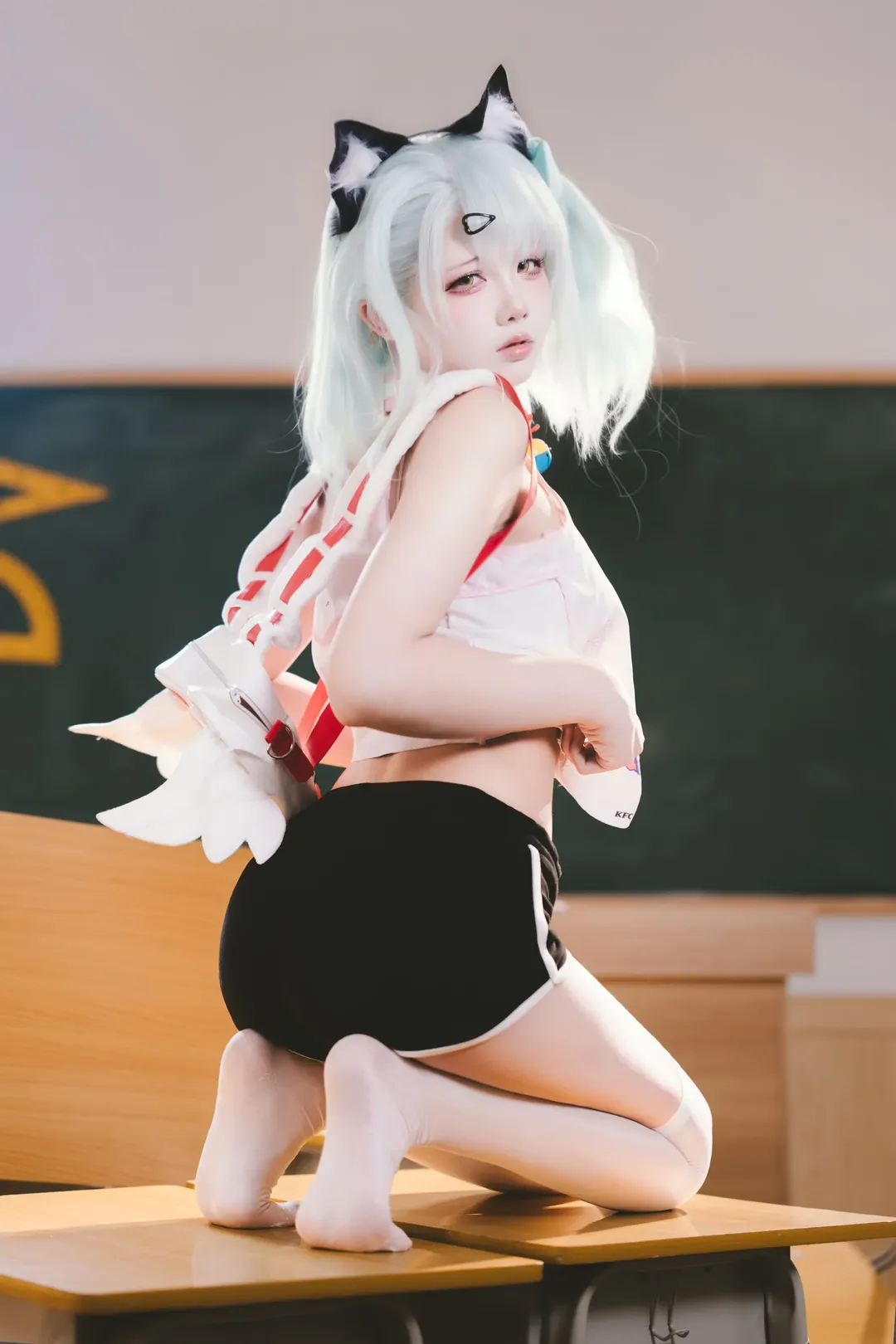 【千夏cos】绝区零KFC联名校园日常，妄想天使降临 - 第 1 张