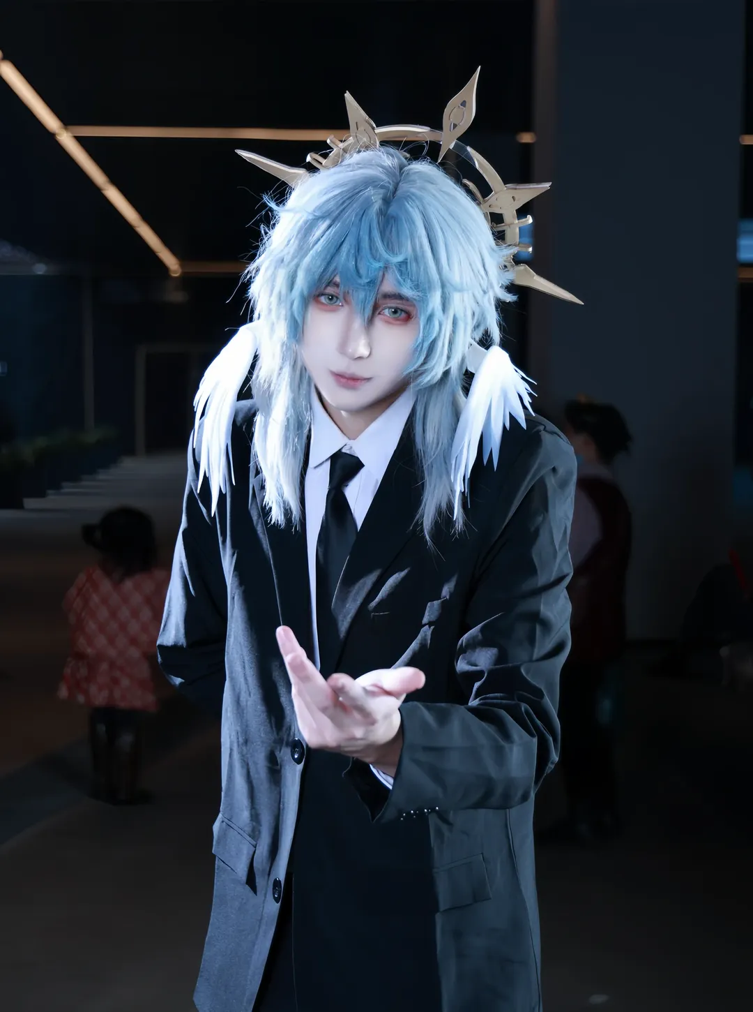 [Robin cosplay] Honkai: Star Rail Sibling Custom Design: Suits and Evening Wear with Feather Halos - Image 2