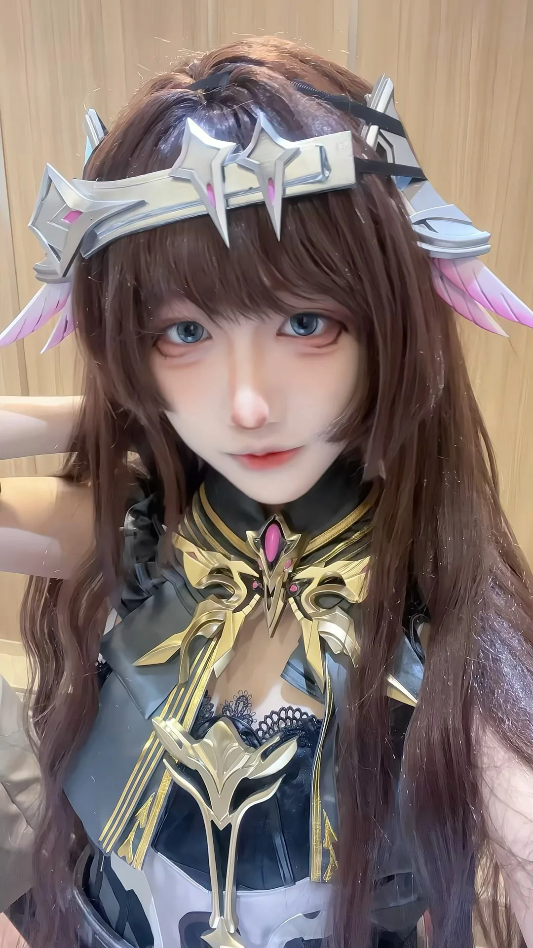 【赛琳娜cos】战双帕弥什里的那份华丽与精致，终于完美呈现在镜头前 - 第 1 张