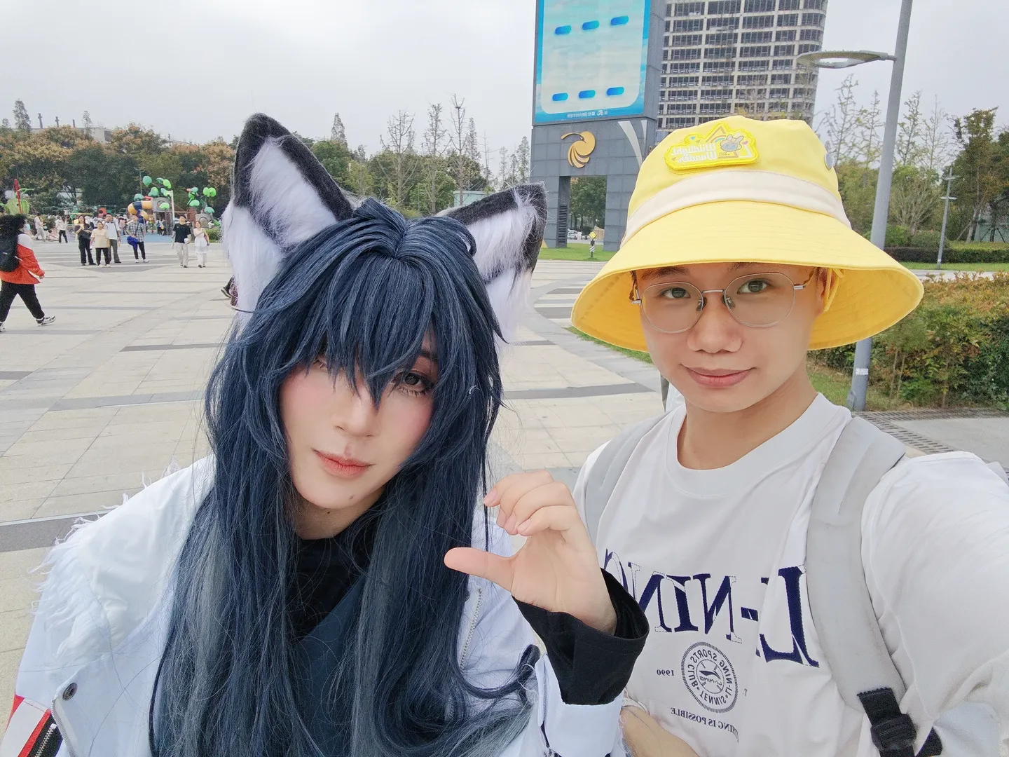 【黑角cos】明日方舟仙林金鹰巡展，排五个小时抽到六星 - 第 3 张
