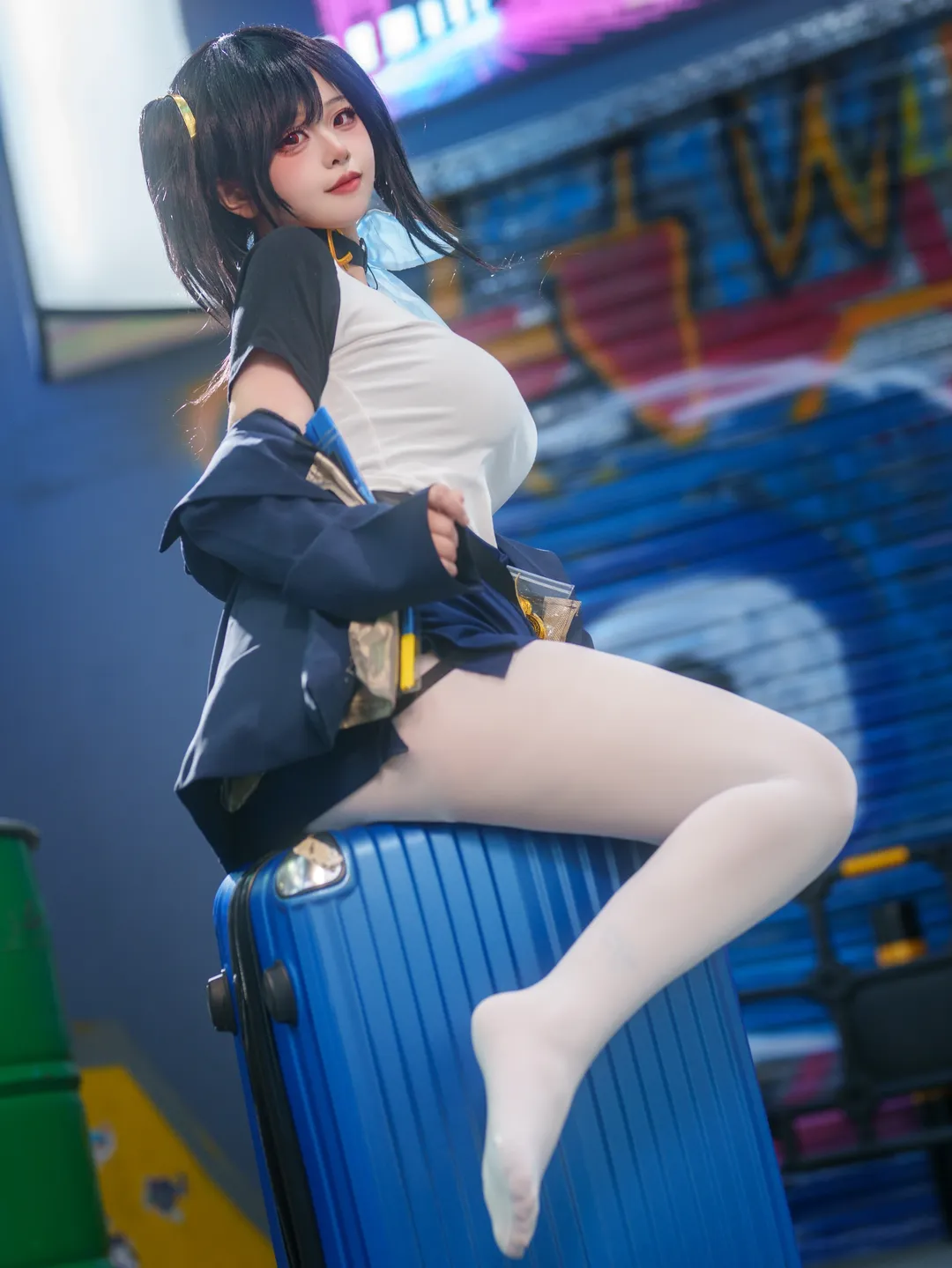 【索拉cos】胜利女神nikke街头手提箱造型分享 - 第 1 张