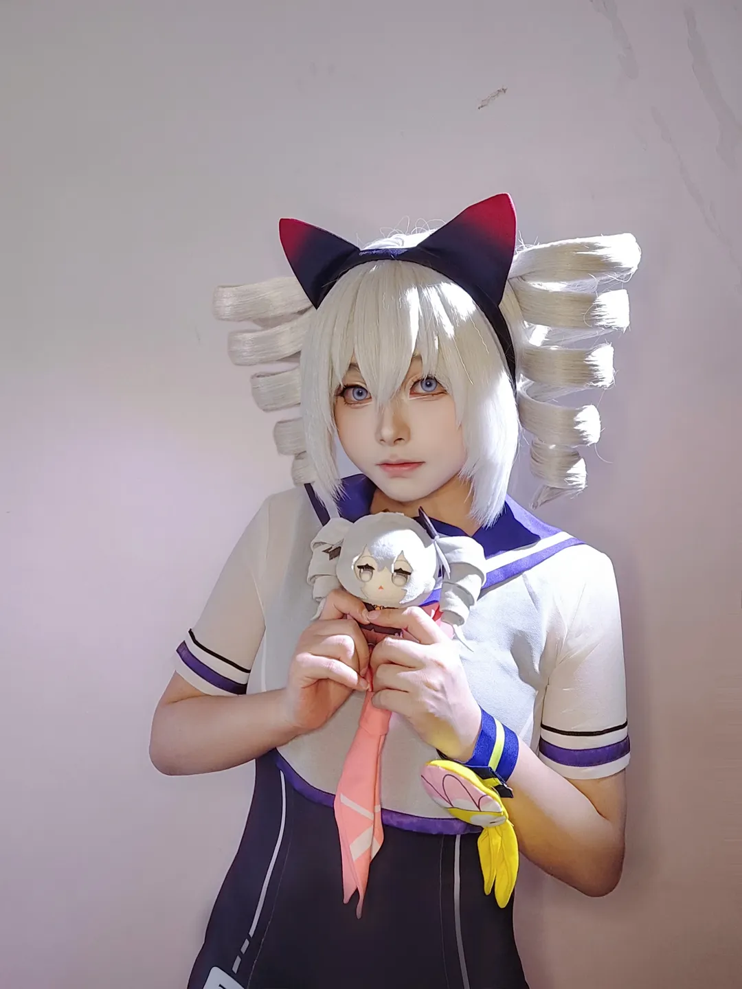 【布洛妮婭cos】崩壞三銀髮少女的萌系日常 - 第 1 張
