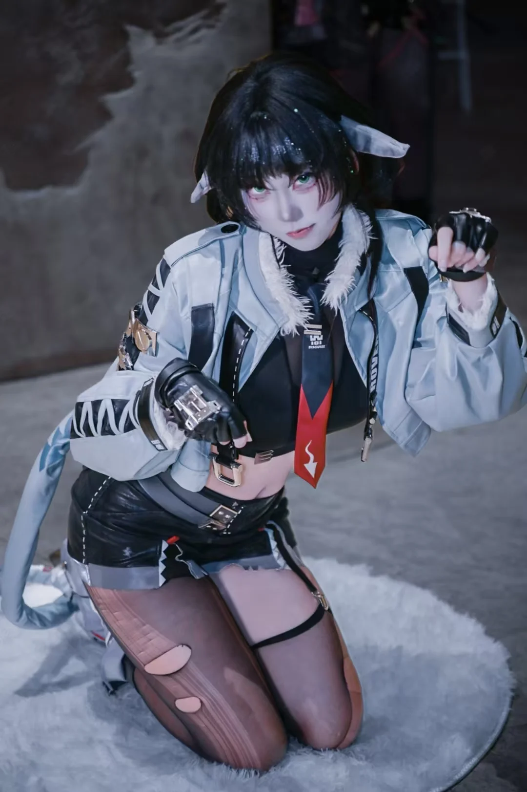 【简杜cos】绝区零的机能废土风，工业废墟里的冷艳猎人 - 第 5 张