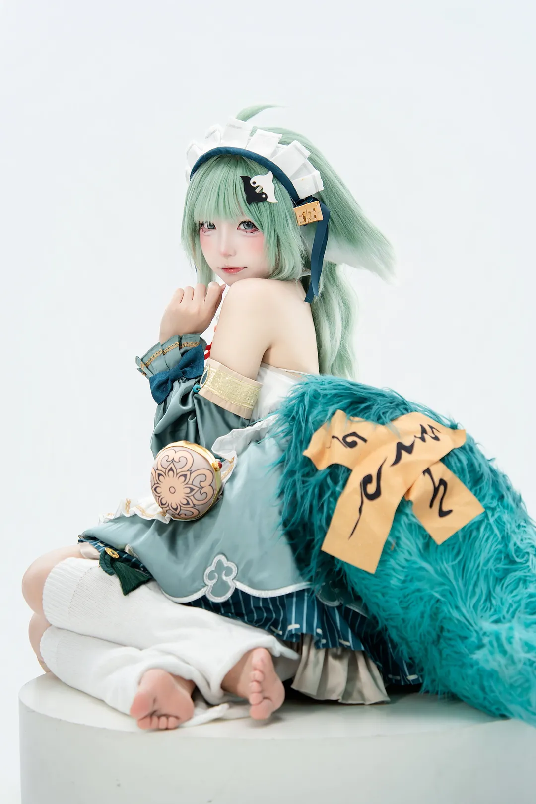 【フォフォ コスプレ】白ホリの中の可愛い狐人、崩壊：スターレイルの躍動感あふれる瞬間 - 4 枚目