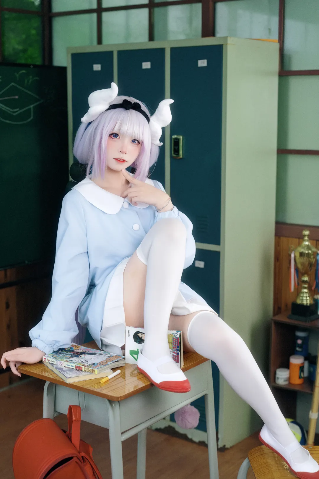 【康娜cos】小林家的龙女仆，课桌也是我的专属座位