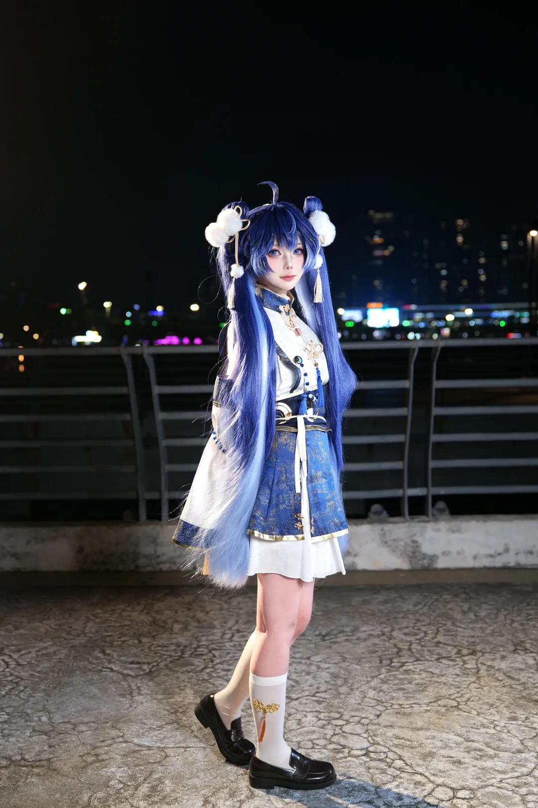 【尤諾cos】鳴潮夜色下的邀約與都市燈火 - 第 4 張
