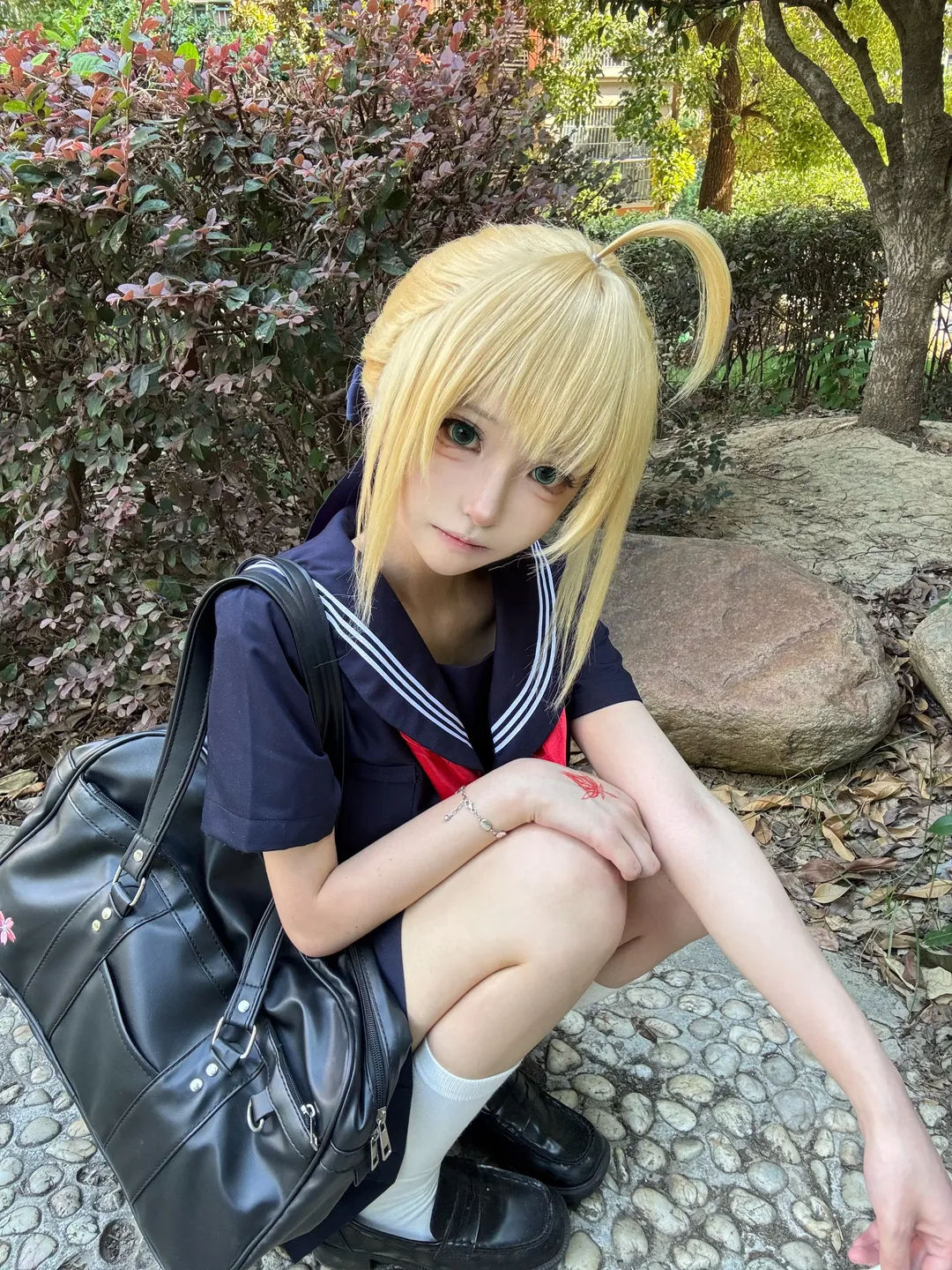 【阿尔托莉雅cos】水手服Saber的校园日常