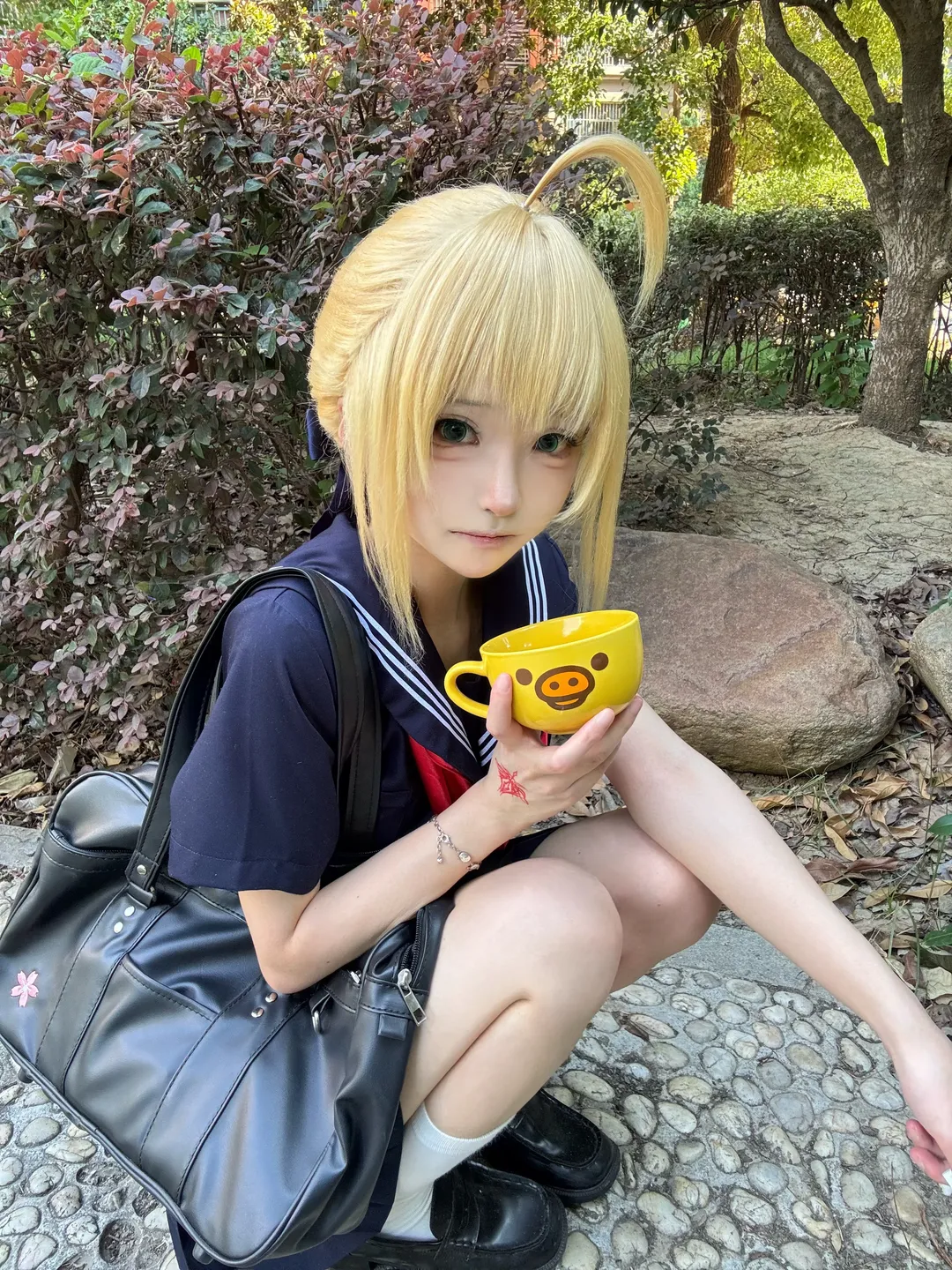 【阿尔托莉雅cos】水手服Saber的校园日常 - 第 3 张