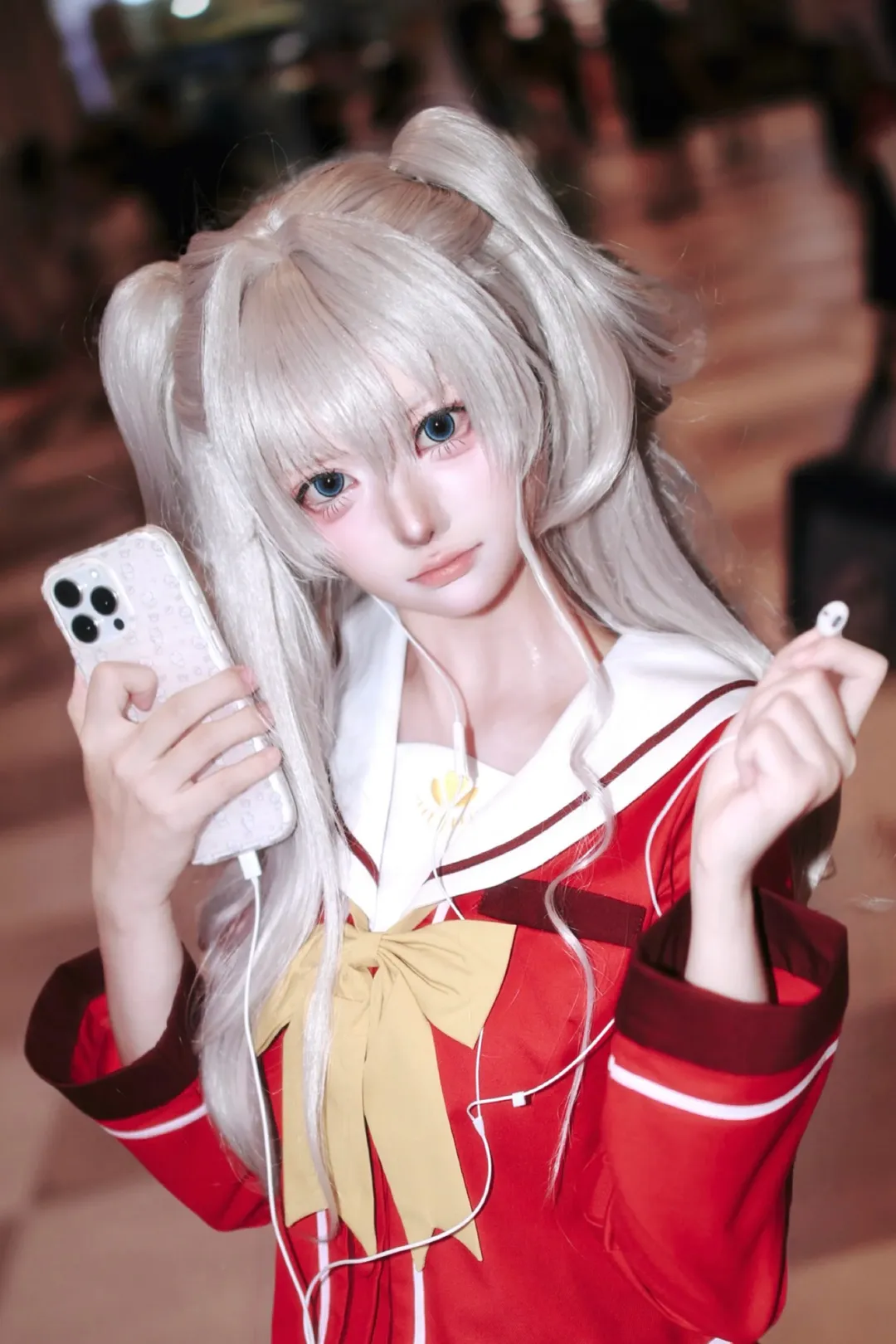 【友利奈绪cos】Charlotte中约好的她，银发与蓝色眼眸