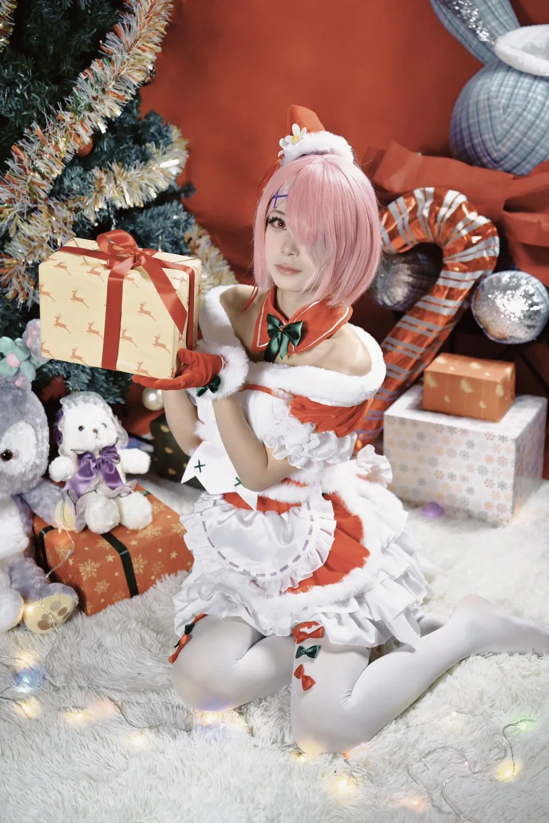 【拉姆cos】從零開始的異世界生活，聖誕季的專屬女僕 - 第 4 張
