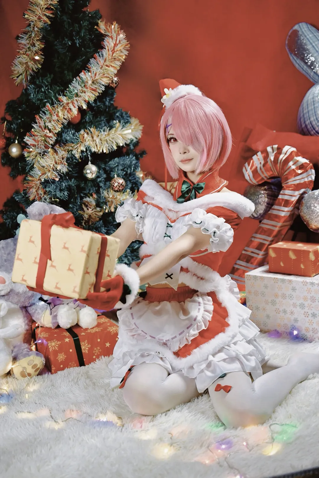 【拉姆cos】從零開始的異世界生活，聖誕季的專屬女僕 - 第 8 張