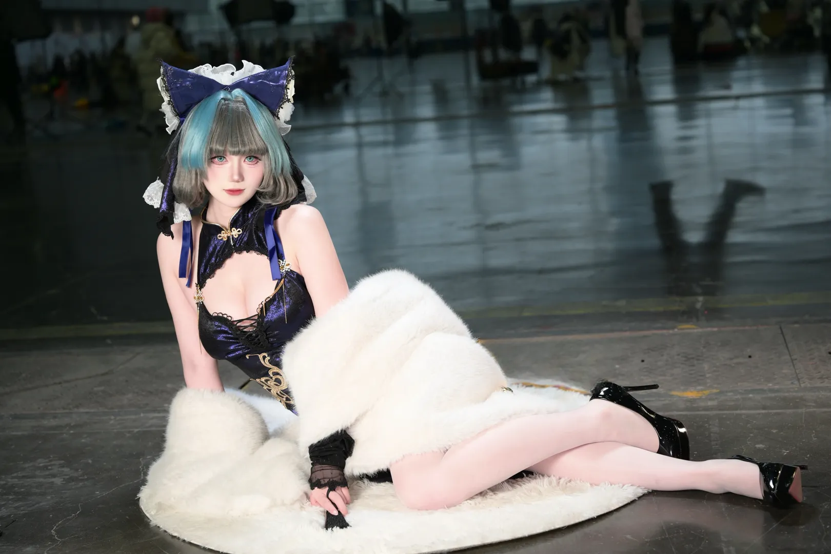 【碧蓝航线柴郡cos】歌声与深蓝裙装的约定 - 第 6 张