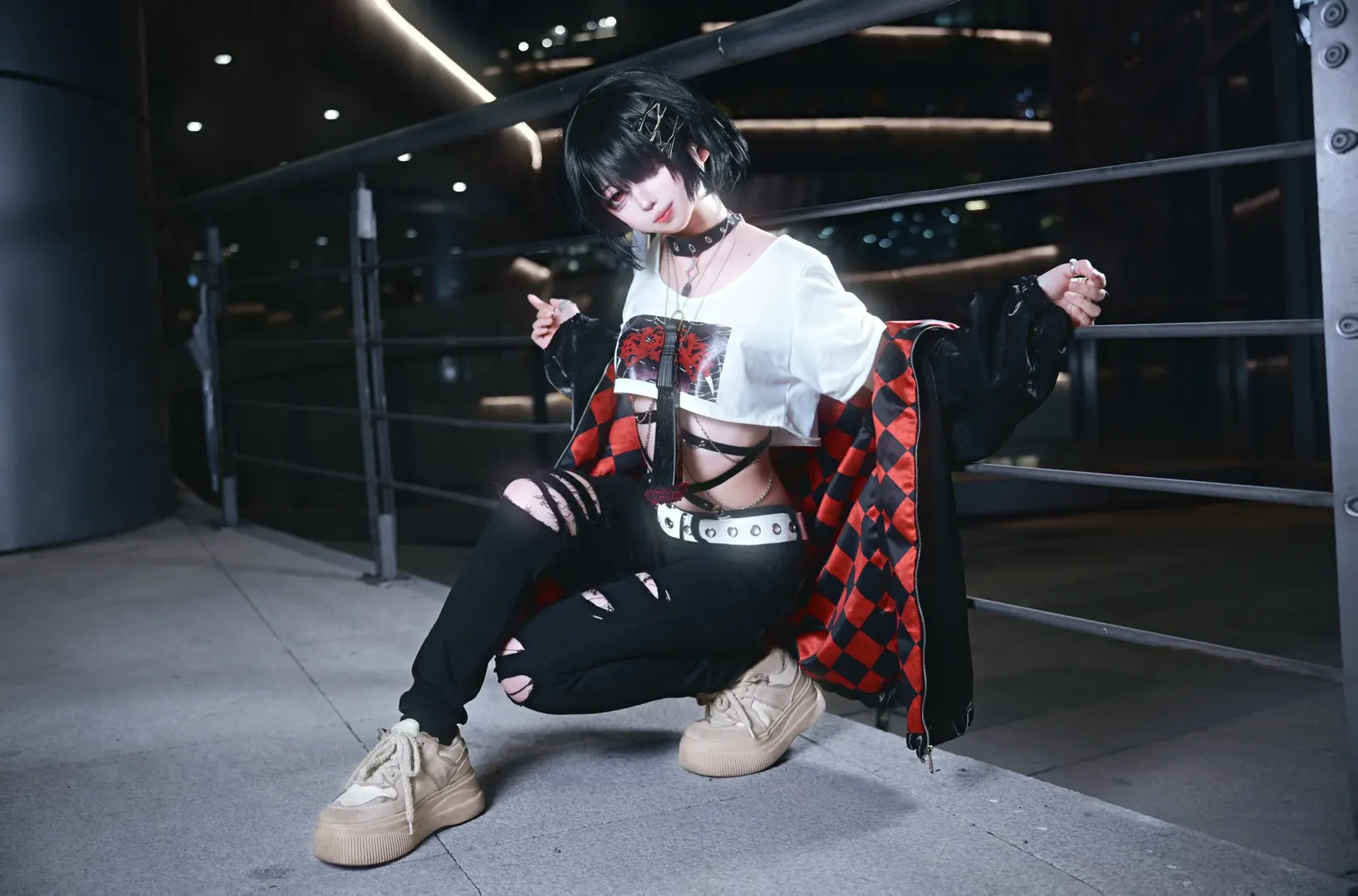 Mesugaki Signature Strappy Outfit Under the Night Sky
