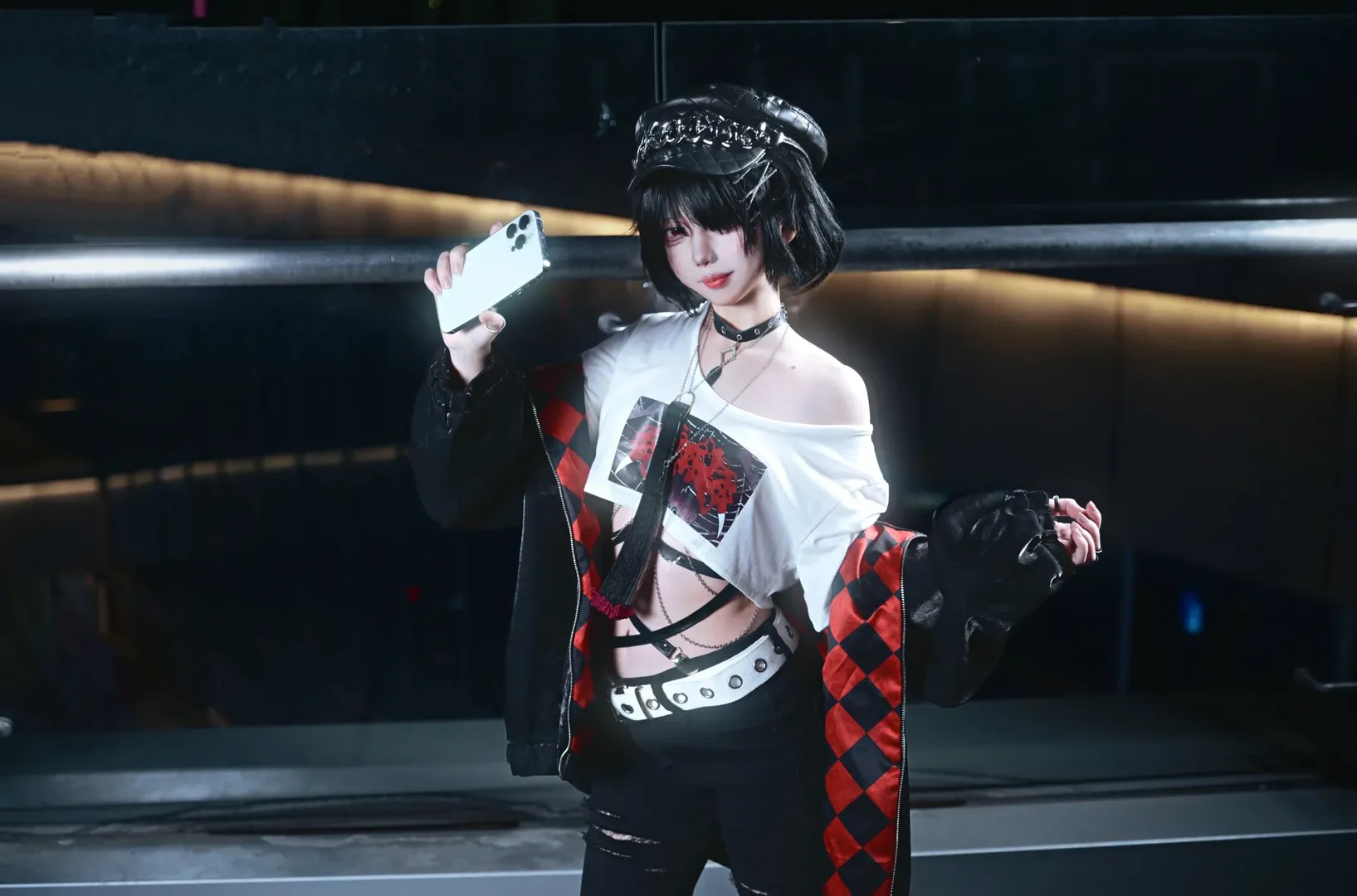 Mesugaki Signature Strappy Outfit Under the Night Sky - Image 8